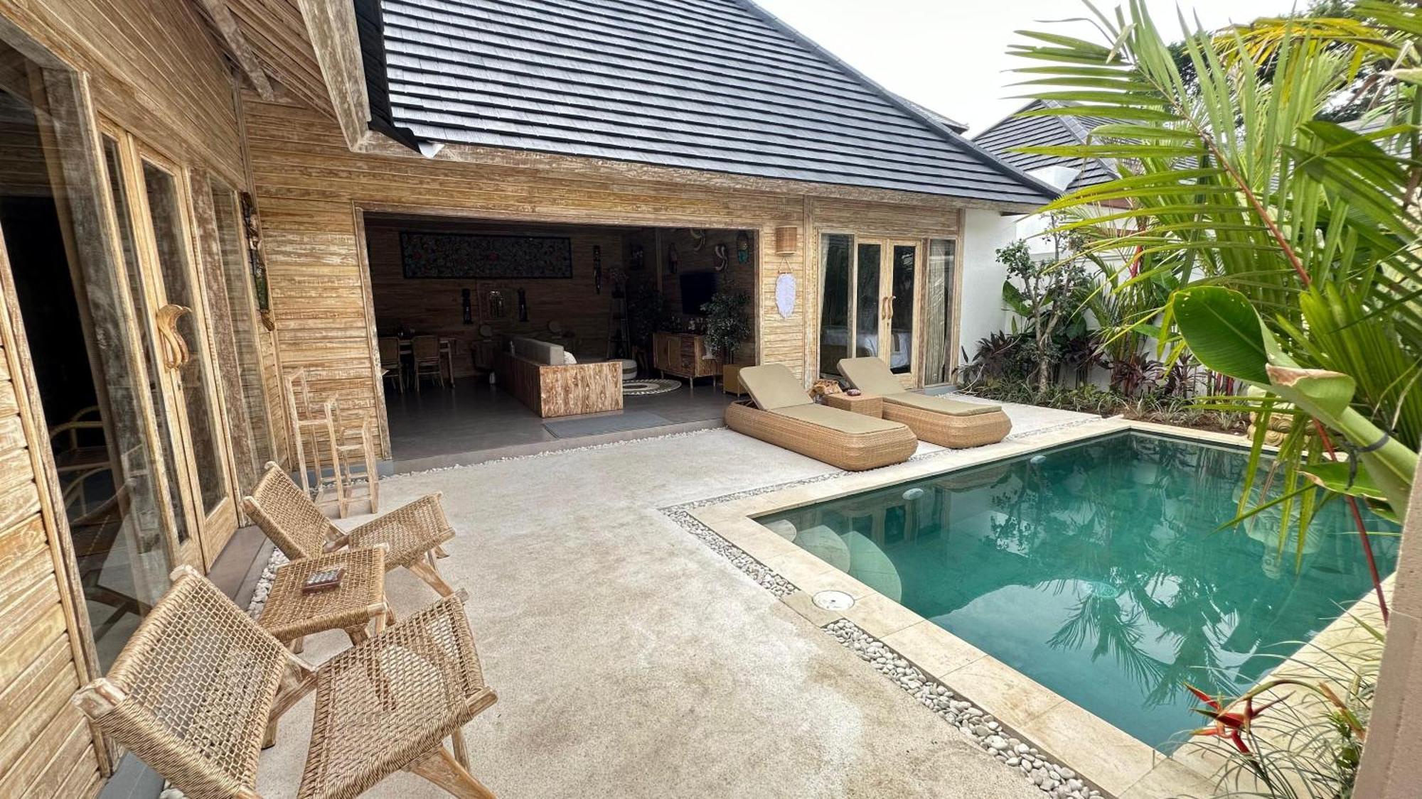 Homestay Kubu Dimel And *