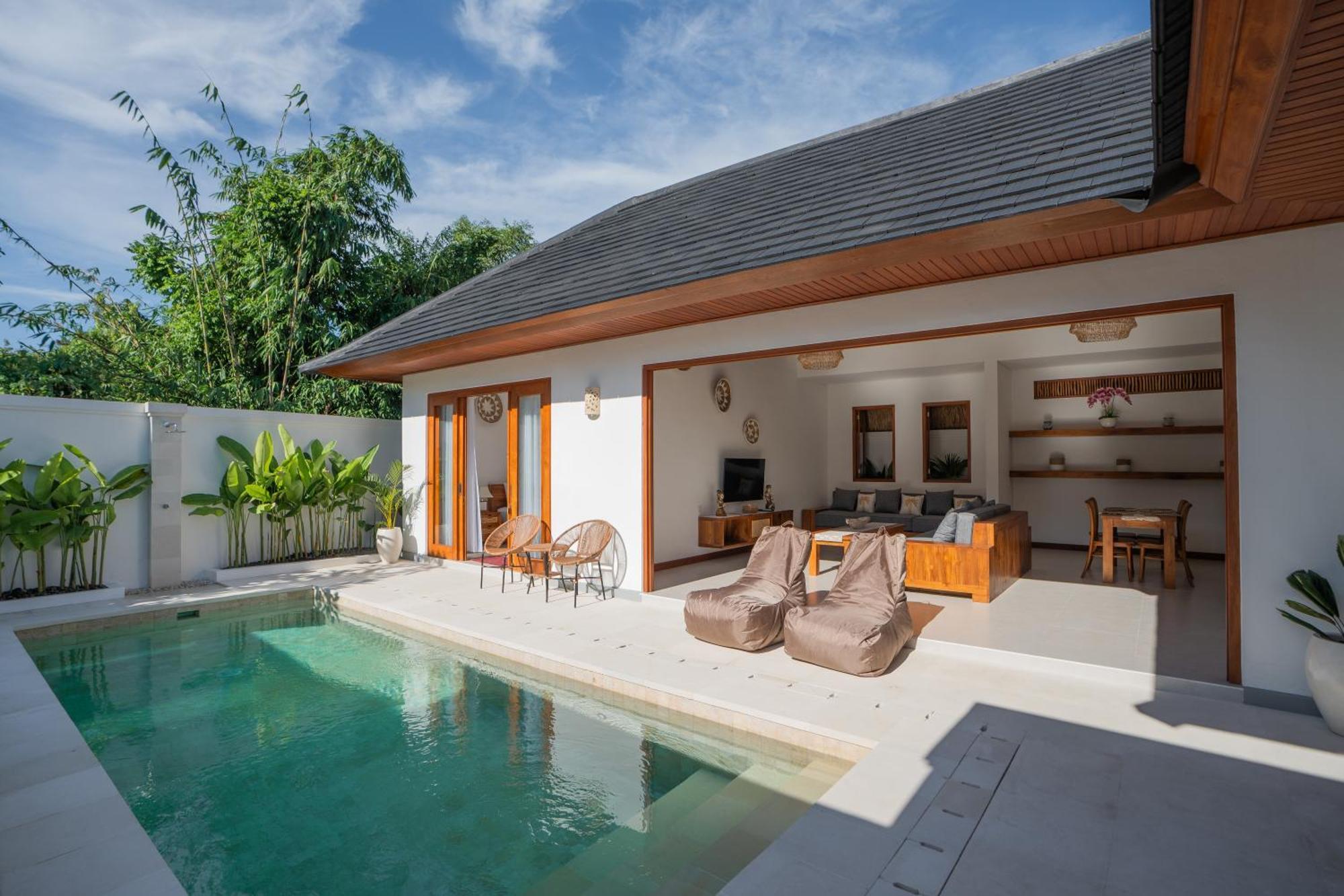 Homestay Kubu Dimel And Nusa Dua (Bali)