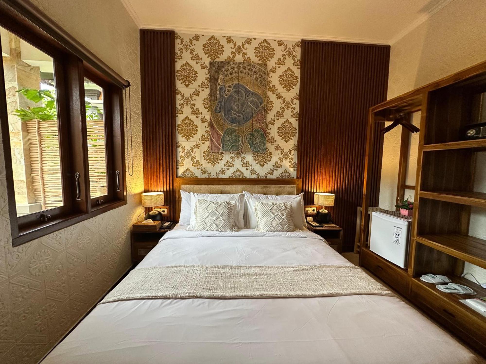 Kubu Dimel And Homestay Nusa Dua (Bali)